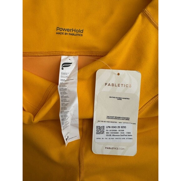 NWT Fabletics On-The-Go Powerhold High-Waisted‎ Capri Size Medium - Picture 3 of 5